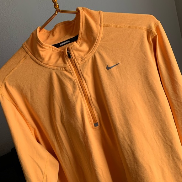 SOLD - NIKE RUNNING DRI-FIT ZIP TRAINING TOP - Picture 1 of 7